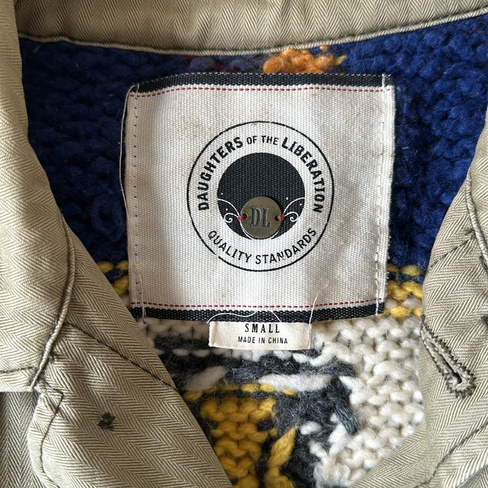 Statement Utility Jacket - Picture 2 of 3